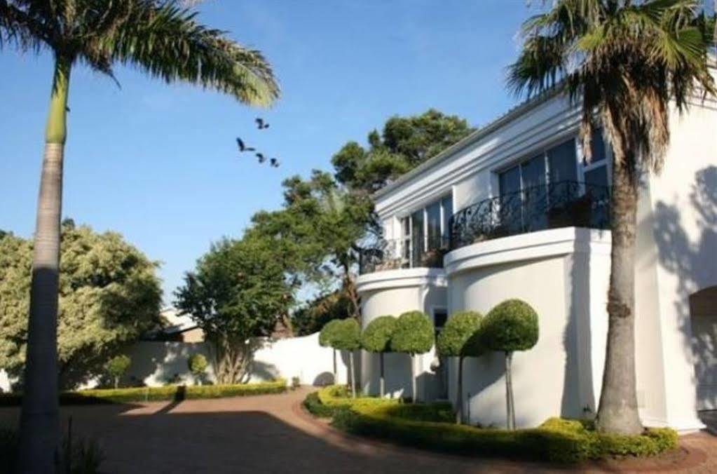 Luxury Beach Apartments Дурбан Экстерьер фото
